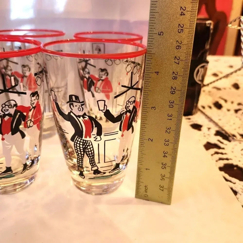 Vintage Mint Circa 1968 Set of 6 Dickens 